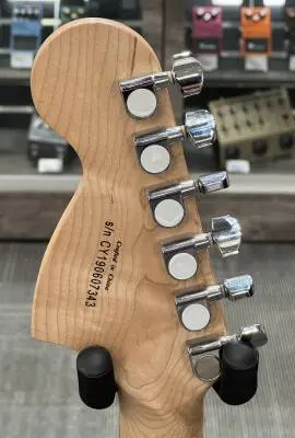 Squier - Racing Green Affinity HSS Strat S 2